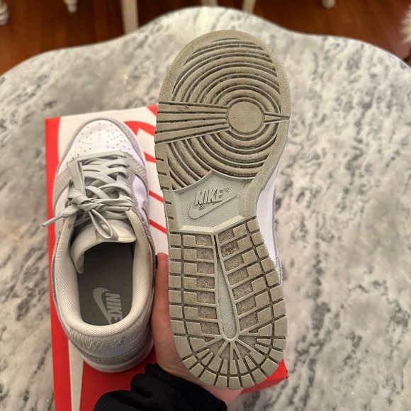 Nike dunks Light Grey/White size 7.5 Women’s - Picture 7 of 8